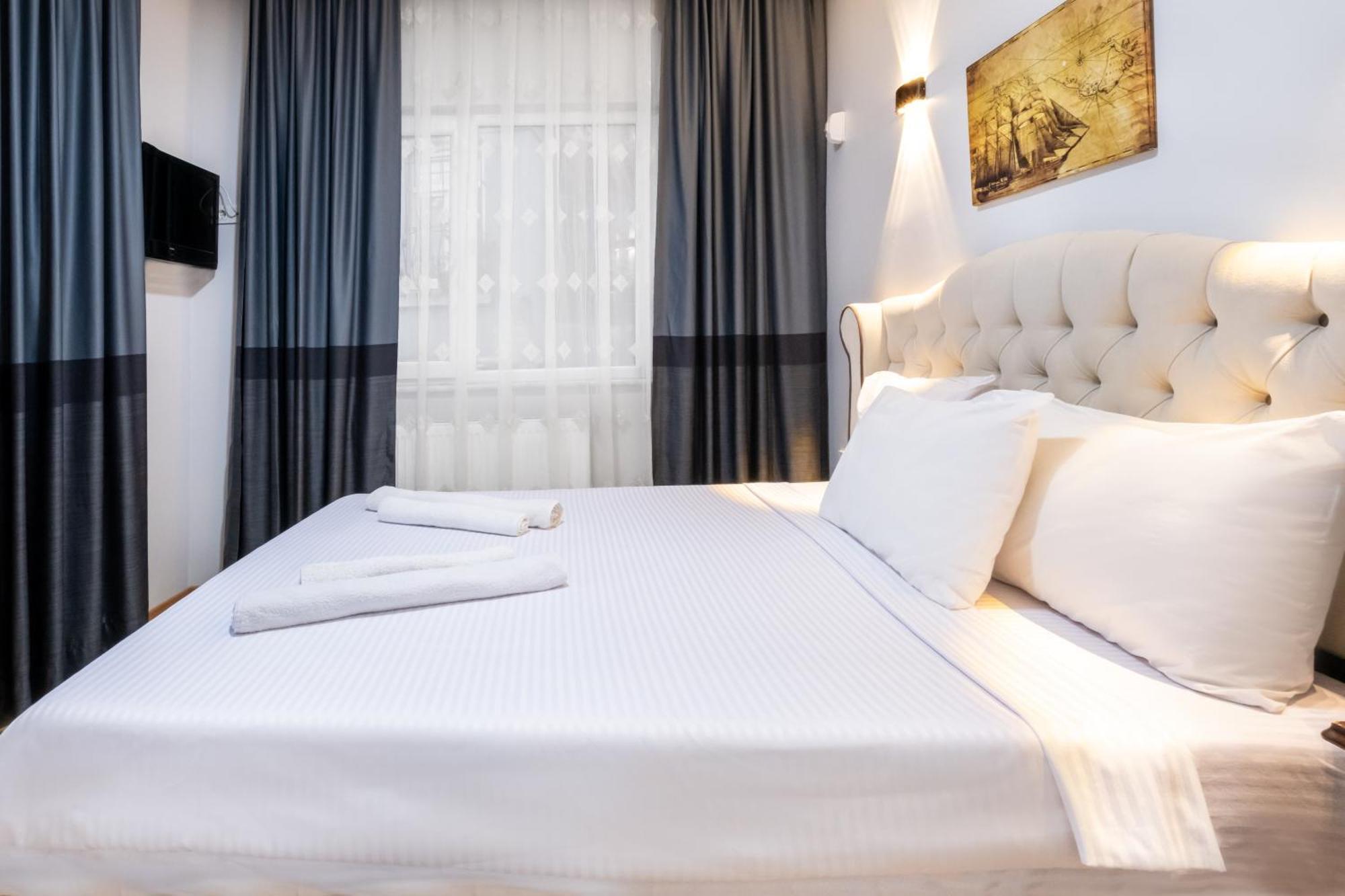 Istanblue Taksim Apart Hotel Istanbul Bagian luar foto