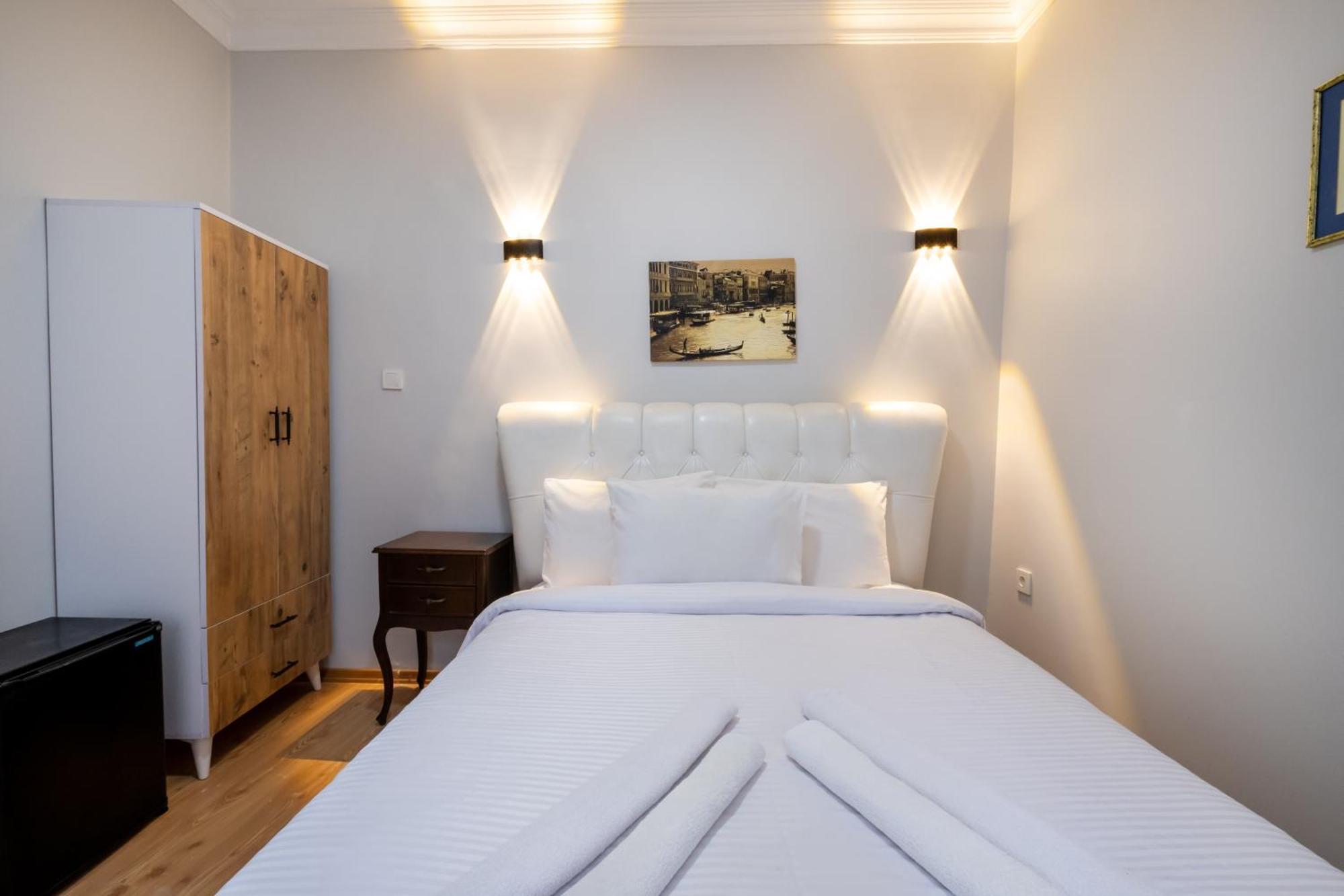 Istanblue Taksim Apart Hotel Istanbul Bagian luar foto