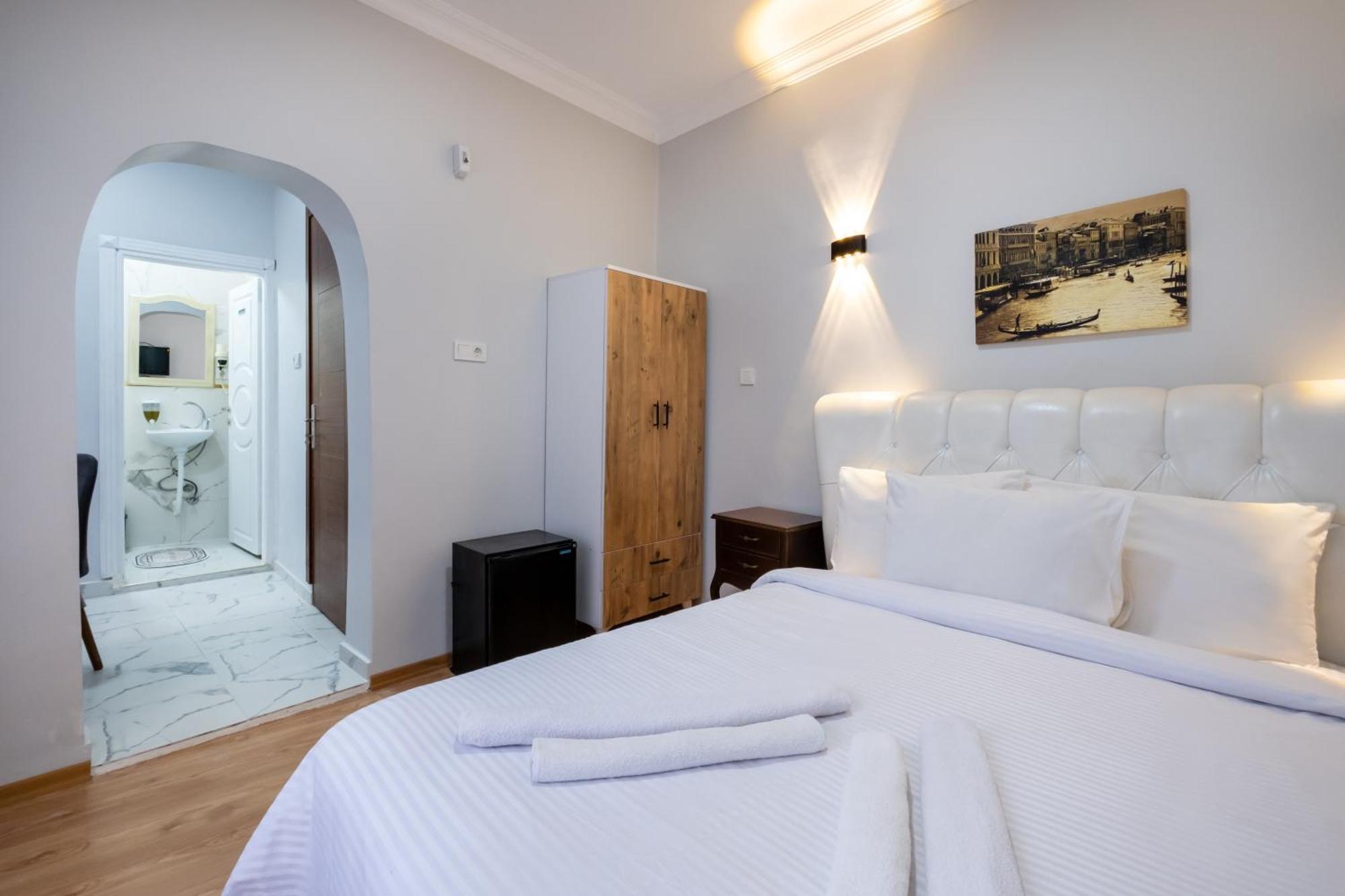 Istanblue Taksim Apart Hotel Istanbul Bagian luar foto