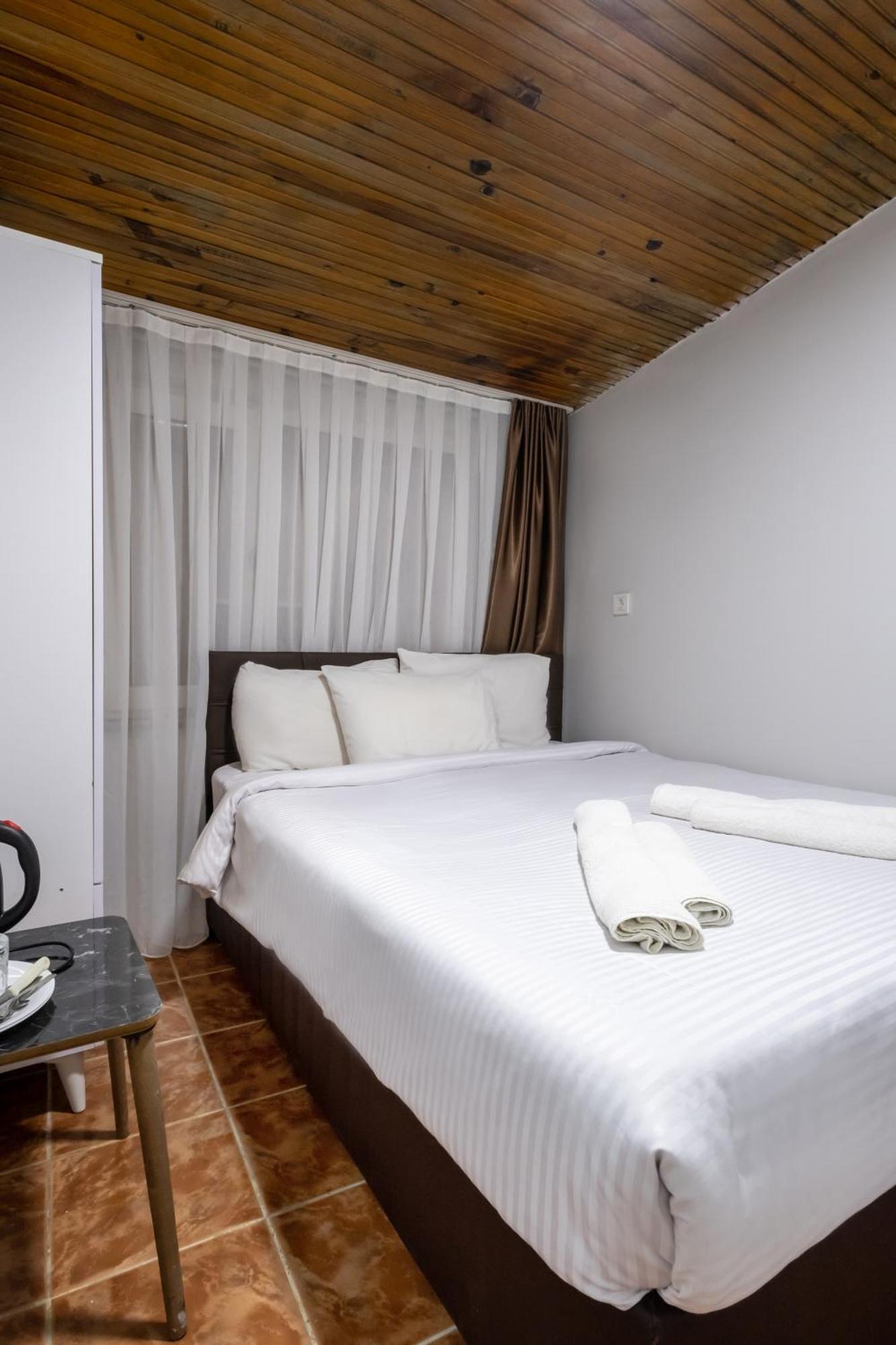 Istanblue Taksim Apart Hotel Istanbul Bagian luar foto