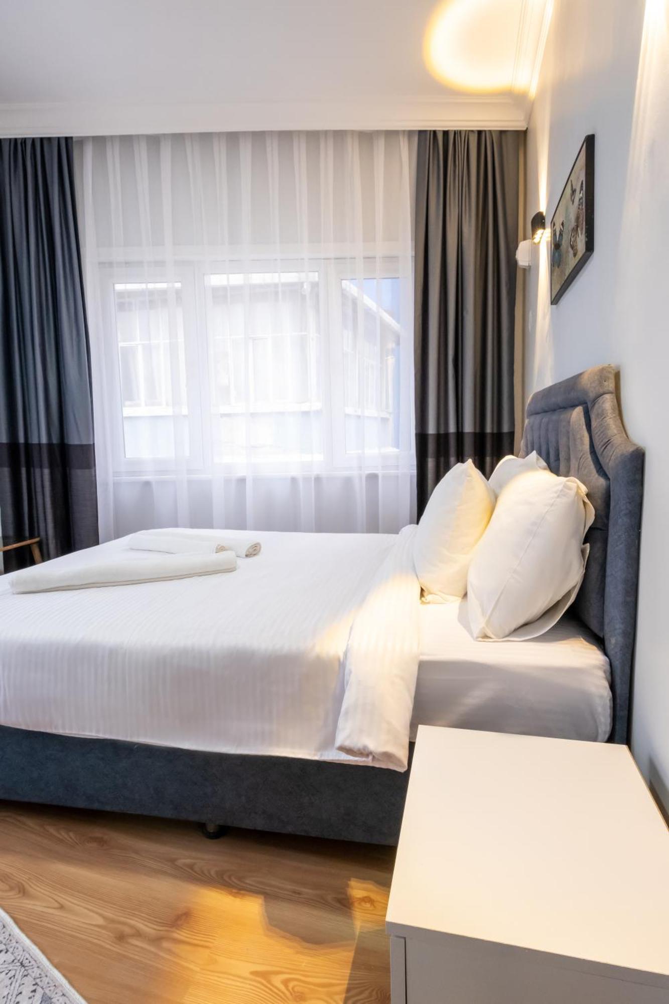 Istanblue Taksim Apart Hotel Istanbul Bagian luar foto