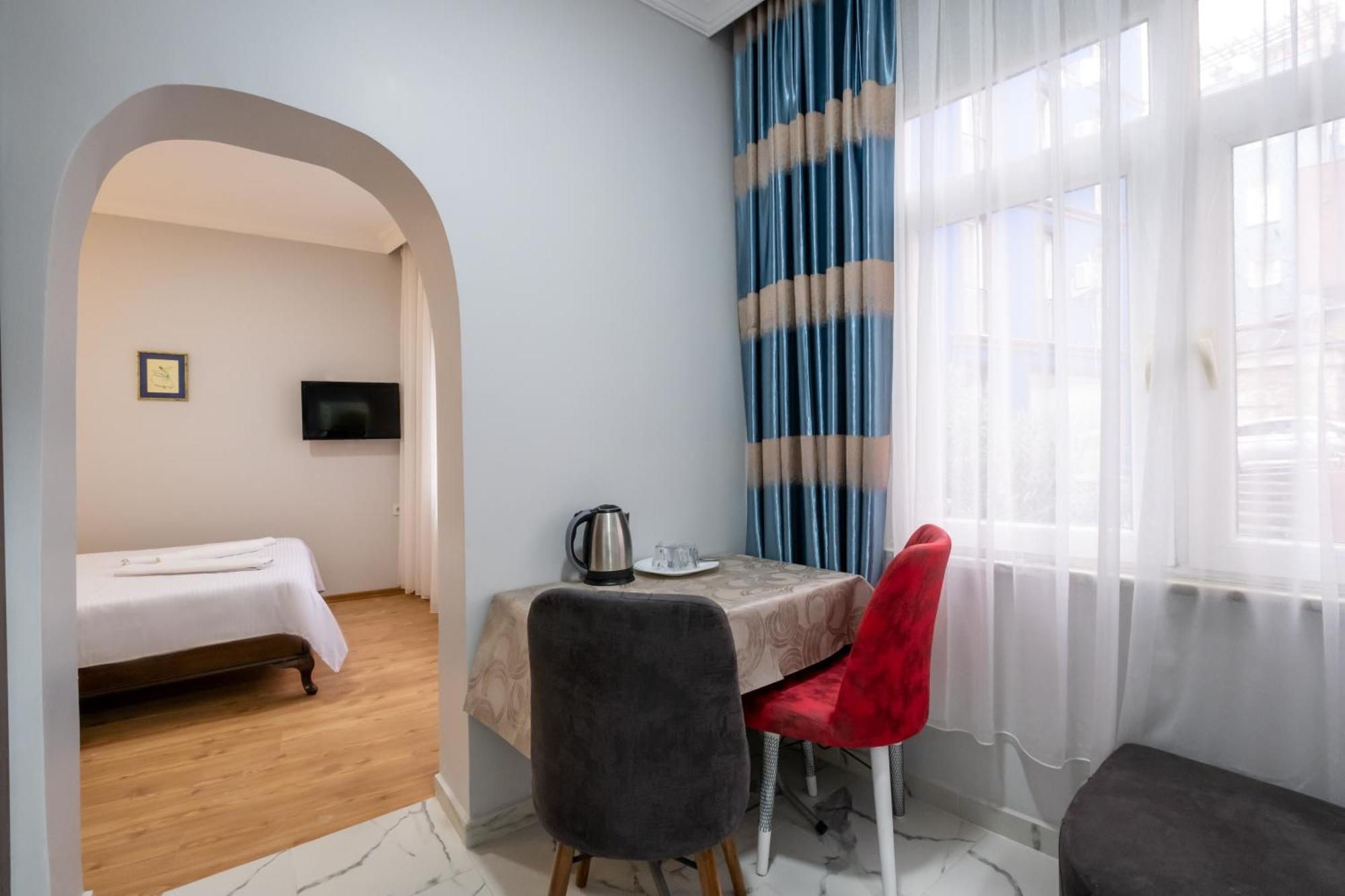 Istanblue Taksim Apart Hotel Istanbul Bagian luar foto